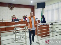Ayah Gembong Narkoba Fredy Pratama Diadili Dijerat UU Pencucian Uang