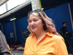 Marshanda Tegaskan Status Hubungan dengan Vicky Prasetyo