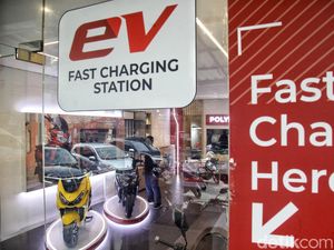 Syarat Beli Cuma Modal KTP, Motor Listrik Subsidi Makin Banyak Diburu Syarat Beli Cuma Modal KTP, Motor Listrik Subsidi Makin Banyak Diburu
