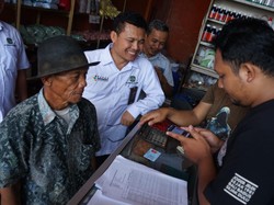 Kosim Tak Lagi Ribet, Tebus Pupuk Kini Pakai KTP