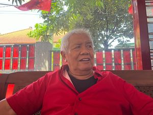 Jokowi Tak Hadiri HUT PDIP, Rachmat Hidayat: Dia Jadi Presiden karena PDIP Jokowi Tak Hadiri HUT PDIP, Rachmat Hidayat: Dia Jadi Presiden karena PDIP