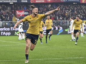 Awas, Tottenham! Bayern Mau Bajak Radu Dragusin