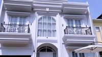 8 Foto Rumah Rp 5 M Aldi Taher, Kompor Dekat Kolam Renang Bikin Salfok