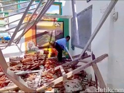 Dinas Pendidikan Bondowoso Putar Otak Perbaiki SD Ambruk
