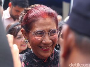 Susi Pudjiastuti Hadiri Dhaup Ageng: Kanjeng Paku Alam Kan Temen Sekolah Susi Pudjiastuti Hadiri Dhaup Ageng: Kanjeng Paku Alam Kan Temen Sekolah