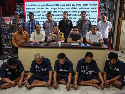 Tampang 5 Tersangka Penyelundupan Ratusan Anjing di Semarang