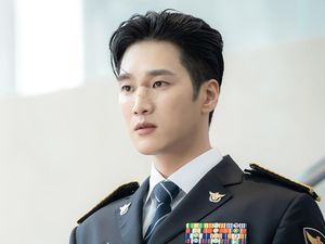 8 Pemain Drakor Flex X Cop Tayang di Disney+, Ahn Bo Hyun hingga Park Ji-Hyun 8 Pemain Drakor Flex X Cop Tayang di Disney+, Ahn Bo Hyun hingga Park Ji-Hyun