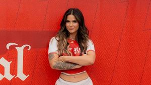 Foto: Wanita Viral Nonton Bola Tak Pakai Baju, Tubuhnya Dilukis Body Painting