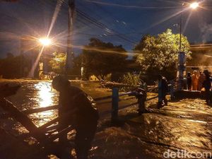 Detik-detik Banjir Melanda Dayeuhkolot, Warga: Mirip Tsunami