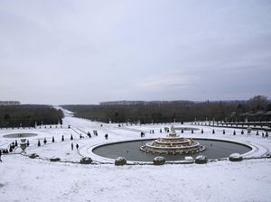 Potret Prancis Diterjang Cuaca Dingin Ekstrem Potret Prancis Diterjang Cuaca Dingin Ekstrem