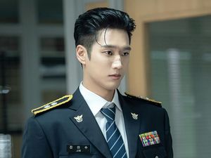 Sinopsis Flex X Cop, Drakor Ahn Bo Hyun Jadi Polisi Tajir Tukang Flexing