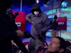 Presiden Ekuador Izinkan Militer Pakai Senjata Tumpas Geng Pengacau