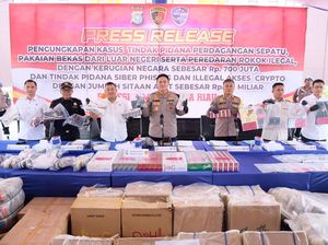 Polisi Sita Sepatu Bekas, Rokok dan Mobil Mewah Hasil Crypto-Penyelundupan di Riau