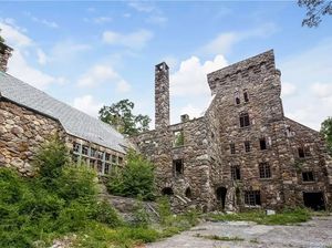 Kastel Tua 90 Tahun Dijual Rp 45 M, Minat? Kastel Tua 90 Tahun Dijual Rp 45 M, Minat?