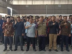 KPU Depok Libatkan 300 Warga Lipat Surat Suara Pemilu, Upah Rp 500 Per Lembar