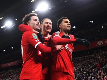 Comeback! Liverpool Libas Fulham 2-1