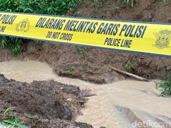 Video: 5 Titik Tambang Pasir Ilegal di Tasikmalaya Ditutup Tim Gabungan TNI-Polri