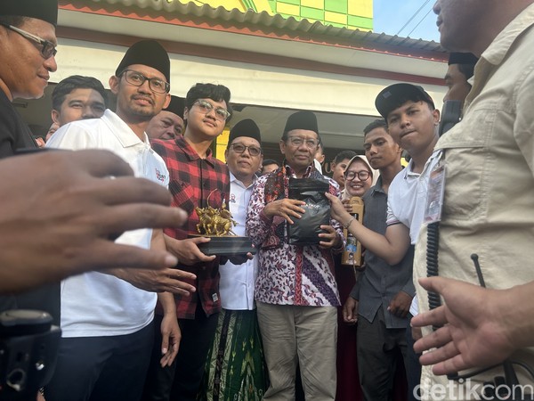 Mahfud Md di Madura, 11 Januari 2024. (Kadek Melda/detikcom) Mahfud Md di Madura, 11 Januari 2024. (Kadek Melda/detikcom)
