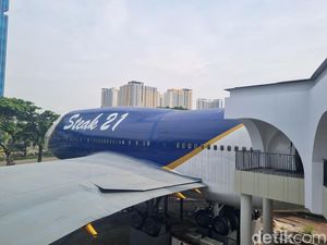 Potret Boeing 747-400 Disulap Jadi Tempat Makan Steak di Bekasi Potret Boeing 747-400 Disulap Jadi Tempat Makan Steak di Bekasi
