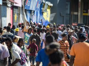 PNS di Sini Ngamuk Gajinya Dipotong Mendadak, Jarah dan Bakar Toko!
