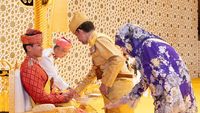 Royal Wedding Brunei, 7 Foto Pangeran Mateen Jalani Berbedak Pengantin Diraja