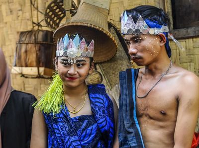 Potret Pengantin Suku Badui Luar Saat Prosesi Akad Nikah