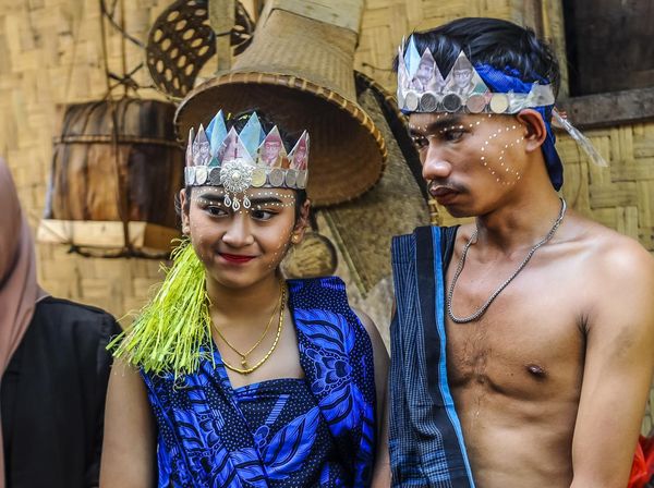 Potret Pengantin Suku Badui Luar Saat Prosesi Akad Nikah