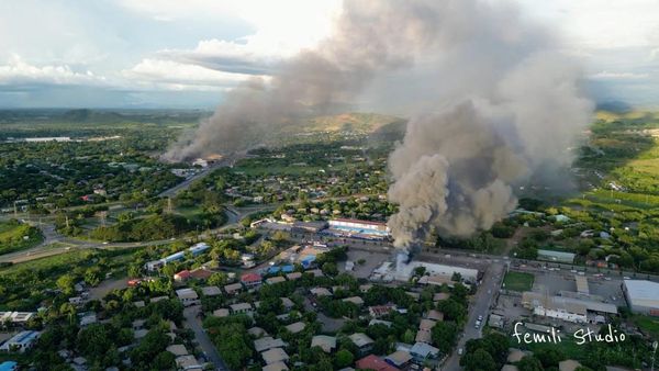 Potret Udara Kerusuhan di Papua Nugini, Demonstran Bakar Toko-toko