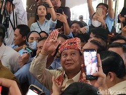 Prabowo Hadiri Konsolidasi Relawan di Bengkulu, Ditemani Raffi Ahmad