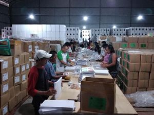 KPU Temukan Ribuan Surat Suara di Kabupaten Malang Rusak untuk Pemilu 2024 KPU Temukan Ribuan Surat Suara di Kabupaten Malang Rusak untuk Pemilu 2024