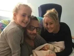 Foto Istri James Morrison yang Tewas Gantung Diri di Rumah Foto Istri James Morrison yang Tewas Gantung Diri di Rumah