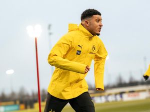 Jadon Sancho Cuma Ingin Main Sepakbola dengan Tersenyum Jadon Sancho Cuma Ingin Main Sepakbola dengan Tersenyum