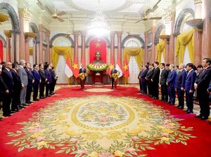 Bertemu Presiden Vietnam, Jokowi Bahas Kerja Sama-Investasi Mobil Listrik Bertemu Presiden Vietnam, Jokowi Bahas Kerja Sama-Investasi Mobil Listrik