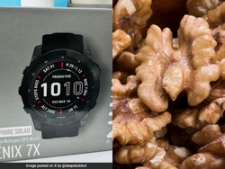 Jual Jam Tangan Bekas, Pria Ini Terharu karena Dihadiahi Kacang Pembelinya