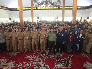 Mahasiswa Unair Terjun dalam Program Pengentasan Kemiskinan Banyuwangi Mahasiswa Unair Terjun dalam Program Pengentasan Kemiskinan Banyuwangi