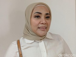 Muzdalifah Tak Jadi Jual Rumah Karena Hal Ini