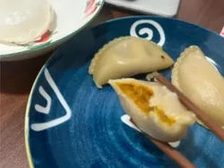 Netizen Niat Bikin Pangsit Rebus, Tampilannya Malah Mirip Pastel