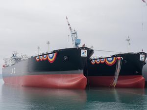 Pertamina Punya Kapal Kembar Baru, Panjangnya 3 Kali Lapangan Bola! Pertamina Punya Kapal Kembar Baru, Panjangnya 3 Kali Lapangan Bola!