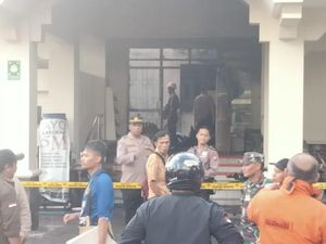 RS Panti Nugroho Sleman Terbakar, Satpam Sempat Semprot Pakai Air Keran RS Panti Nugroho Sleman Terbakar, Satpam Sempat Semprot Pakai Air Keran
