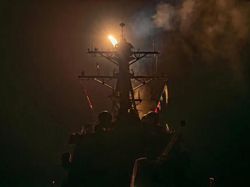 Video Houthi Rudal 4 Kapal AS di Laut Arab dan Teluk Aden