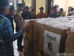 KPU Magelang Terima Surat Suara Pengganti Usai Truk Pengangkut Masuk Jurang