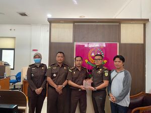 Pemberi Suap ke Eks Kepala BPN Lebak Bayar Uang Pengganti Rp 100 Juta Pemberi Suap ke Eks Kepala BPN Lebak Bayar Uang Pengganti Rp 100 Juta