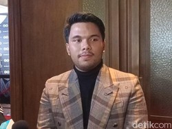 Thariq Halilintar Puji Penampilan Aaliyah Massaid Berhijab