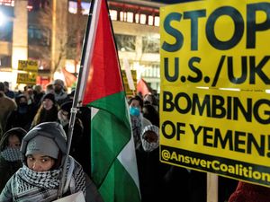 Aksi Tolak Serangan AS ke Yaman di Washington Aksi Tolak Serangan AS ke Yaman di Washington