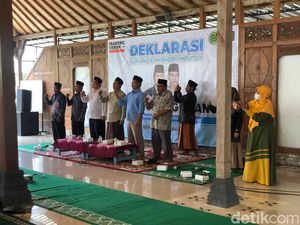 Guru Ngaji Nahdliyin DIY Deklarasi Dukung Prabowo-Gibran, Ini Alasannya Guru Ngaji Nahdliyin DIY Deklarasi Dukung Prabowo-Gibran, Ini Alasannya