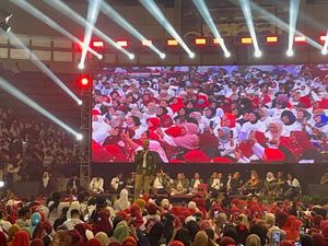 Ganjar Sapa Pensiunan Aparatur Negara: Mereka di Balik Cerita Debat Ketiga Ganjar Sapa Pensiunan Aparatur Negara: Mereka di Balik Cerita Debat Ketiga