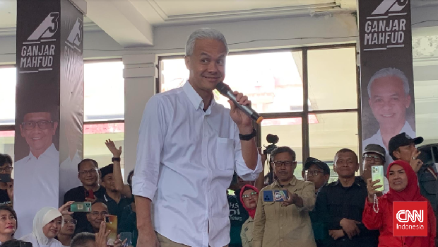 Capres nomor urut 3 Ganjar Pranowo merespons penangkapan terduga pemilik akun media sosial yang  menuliskan komentar ancaman akan menembak calon presiden nomor urut 1 Anies Baswedan.