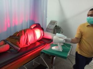 2 Orang Anggota Keluarga Alami Kelumpuhan di Lebak Mulai Jalani Perawatan 2 Orang Anggota Keluarga Alami Kelumpuhan di Lebak Mulai Jalani Perawatan