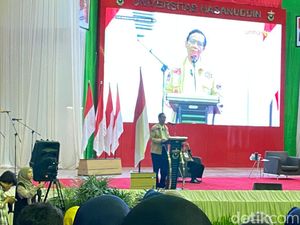 Mahfud Mau Kembalikan UU KPK ke Yang Lama Jika Terpilih Jadi Wapres Mahfud Mau Kembalikan UU KPK ke Yang Lama Jika Terpilih Jadi Wapres