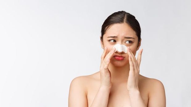 Perbedaan komedo hitam dan putih/Foto: Freepik